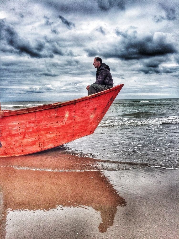 Photograph by Mehdi Malecki