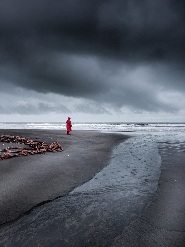 How long does it take to forget the smell of someone؟