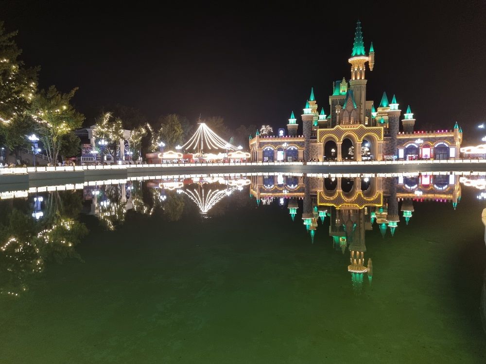 Photograph by madina