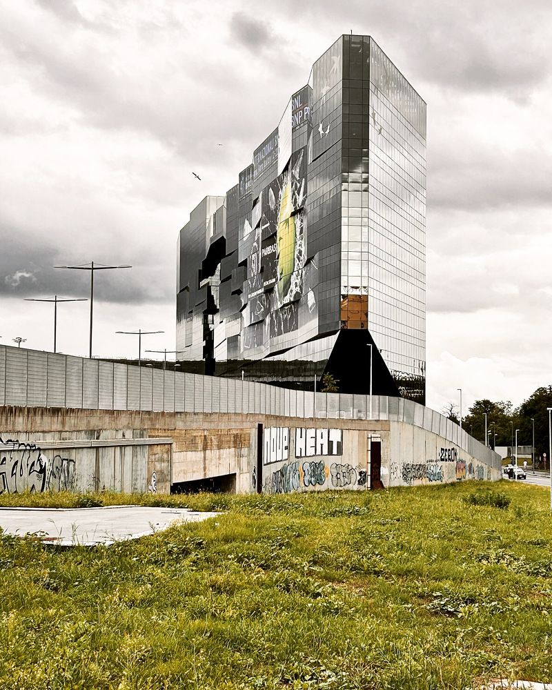 peripheral reflections