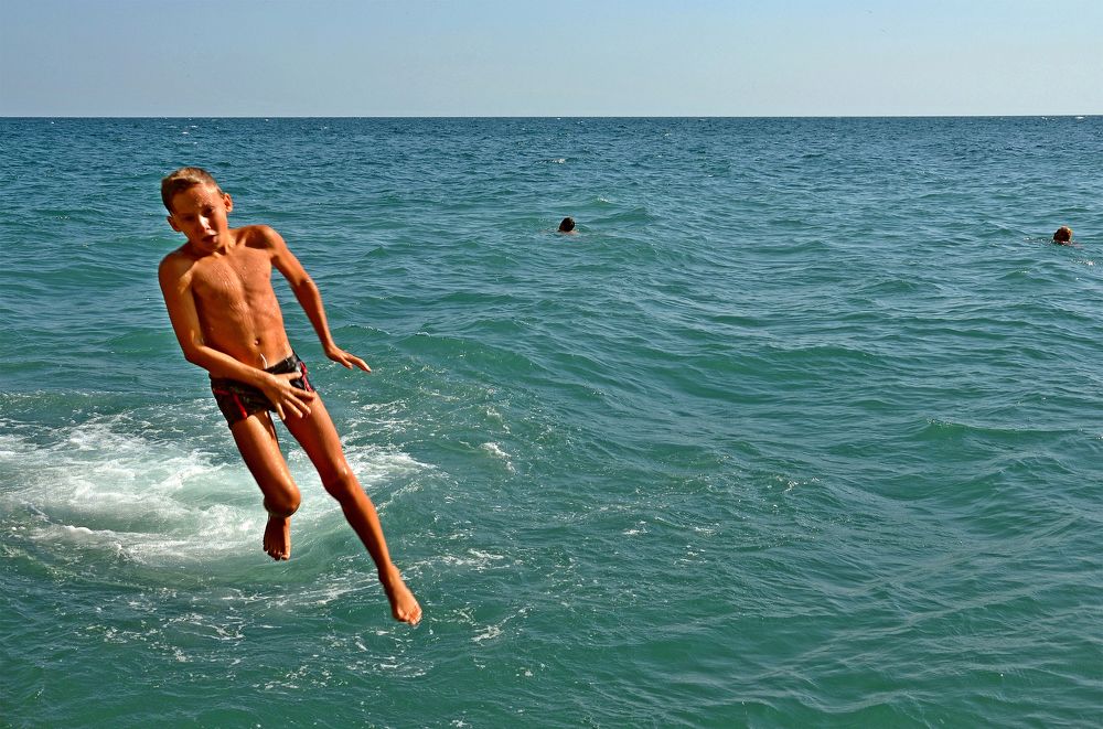 Прыжок солдатиком.