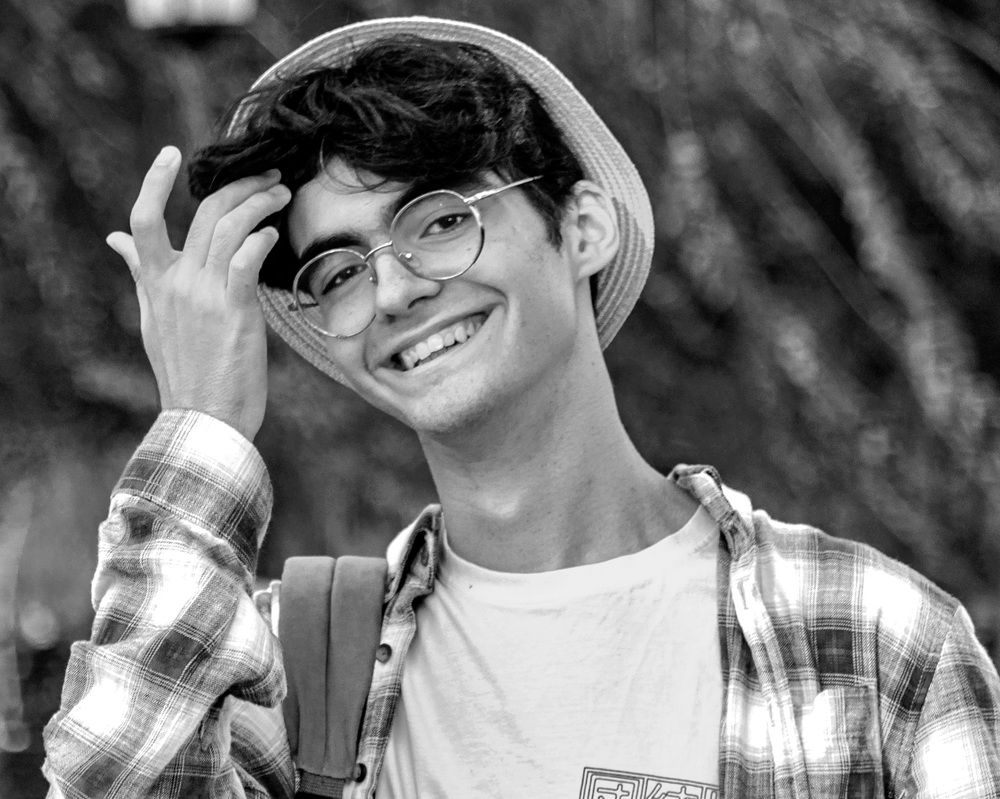 В городском саду...