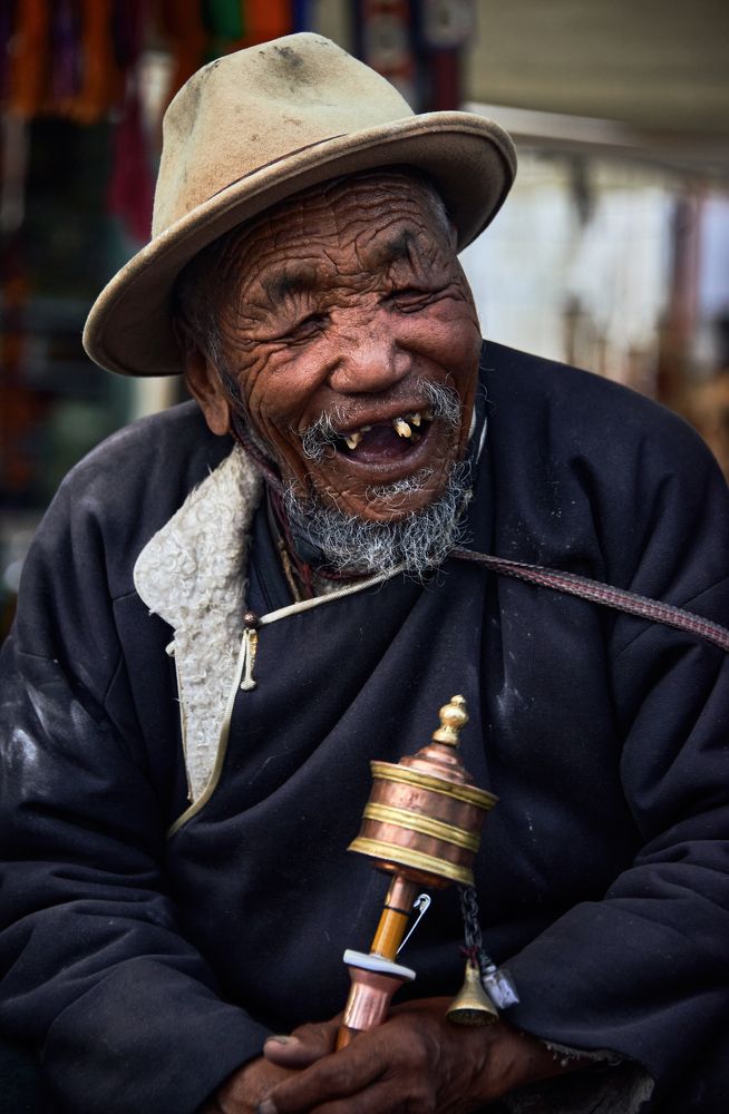 Хотэй из Шигадзе