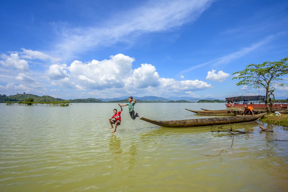 Photograph by Khiêm Phạm Đăng