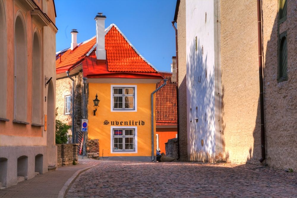 Photograph by Valentin Kayudin