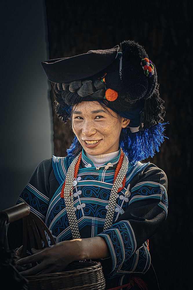 The Ha Nhi ethnic girl