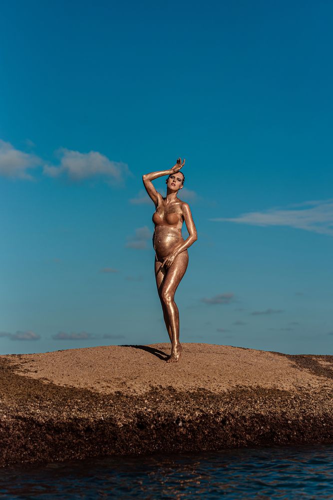 Golden pearl of the ocean