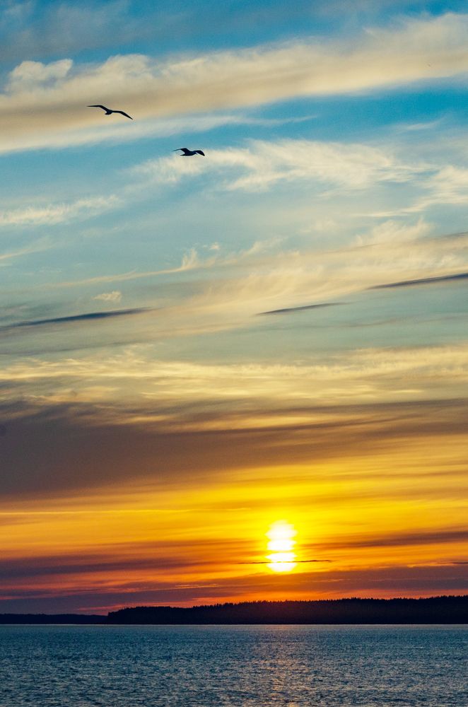 Две души летали в облаках