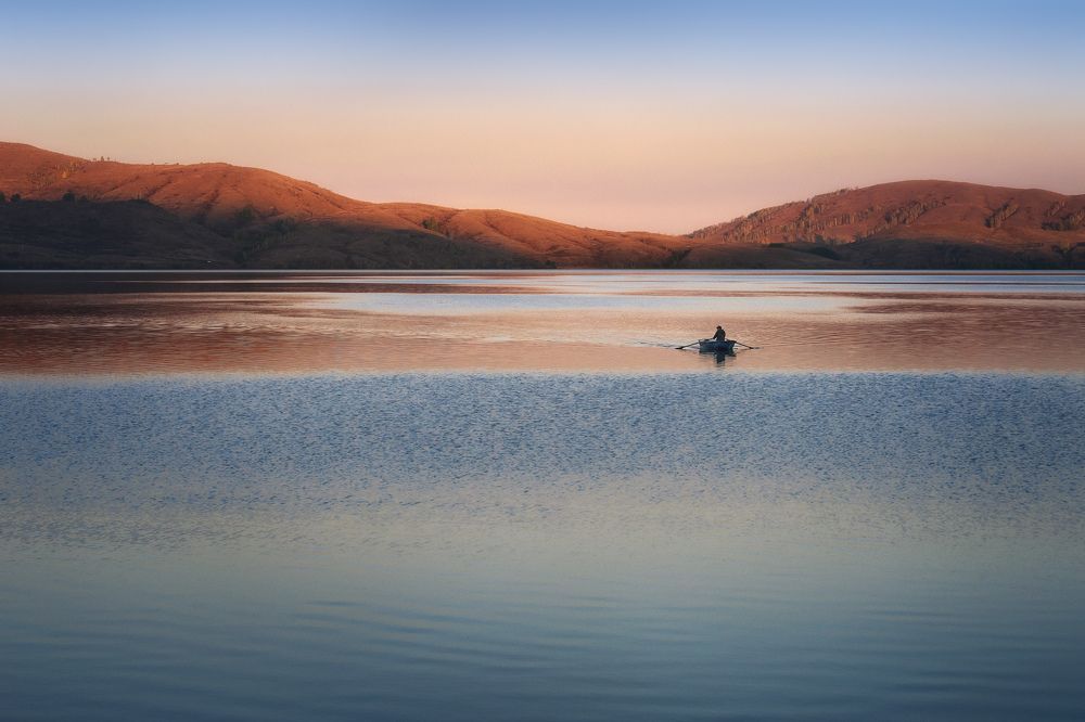 Подальше от забот...