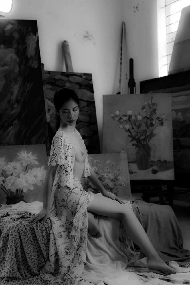 The girll in the painting class