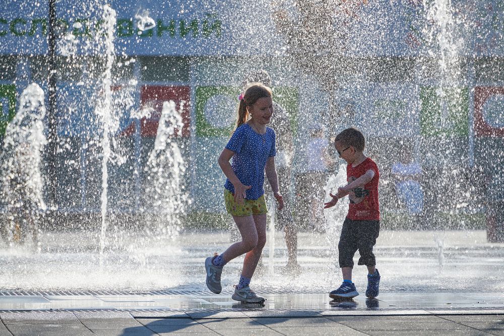 Девочка и мальчик