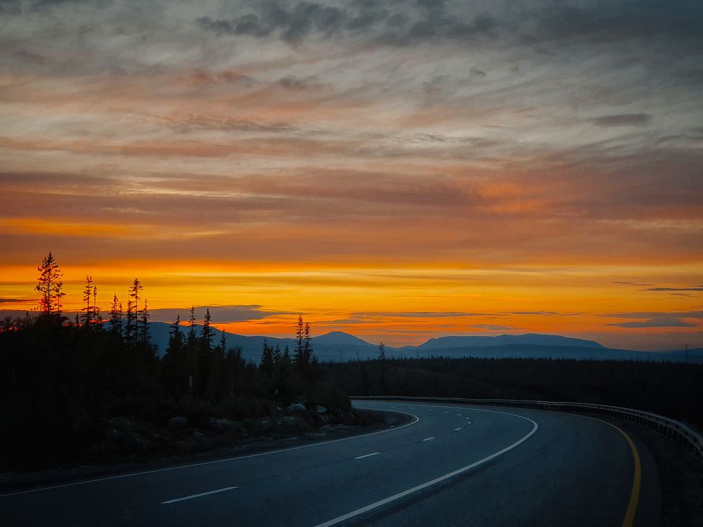 Закат за поворотом