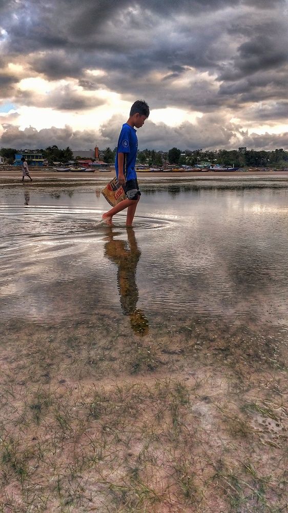 Photograph by Tangmau Leni