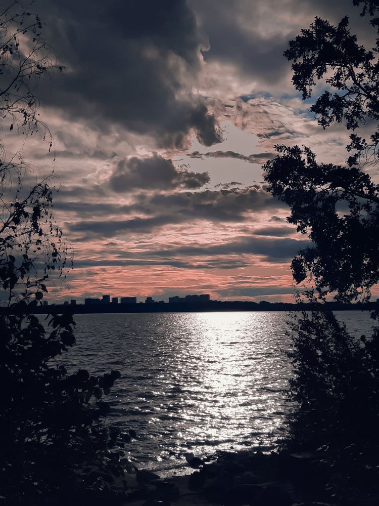 Закат над городом Екатеринбург.