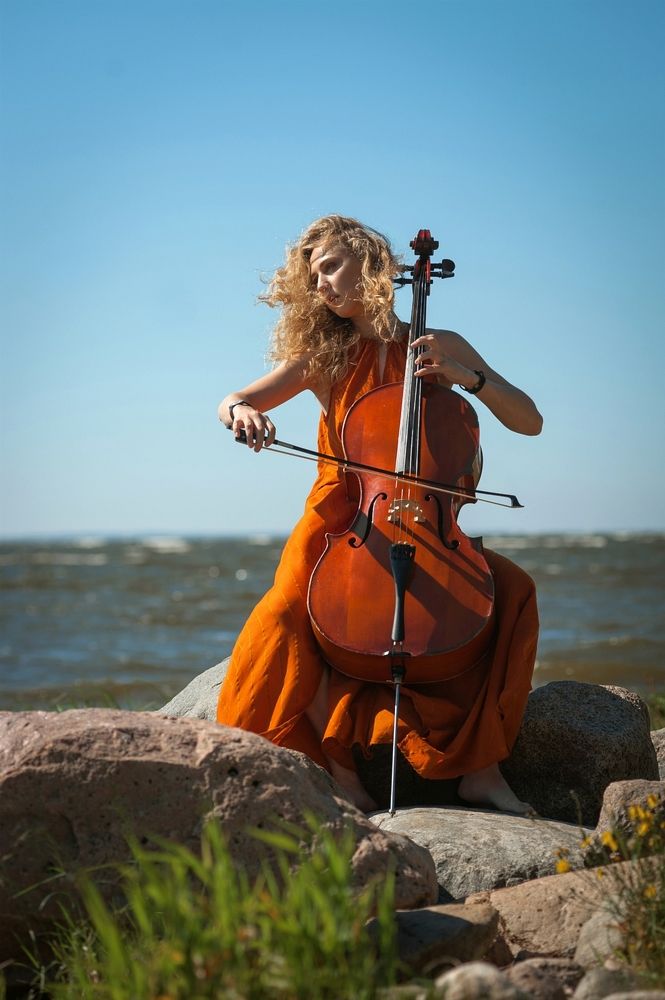 Photograph by Alexandre Dpari