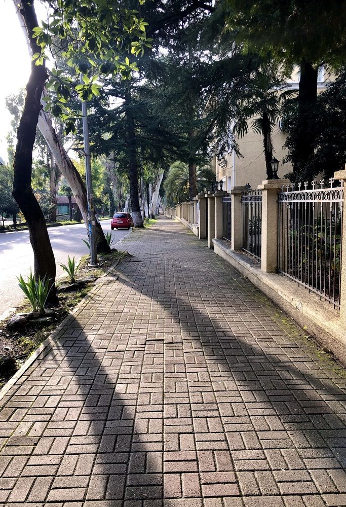 Тени вместо людей