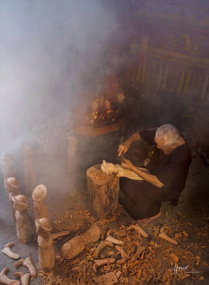 Preserving the traditional craft of water puppetry