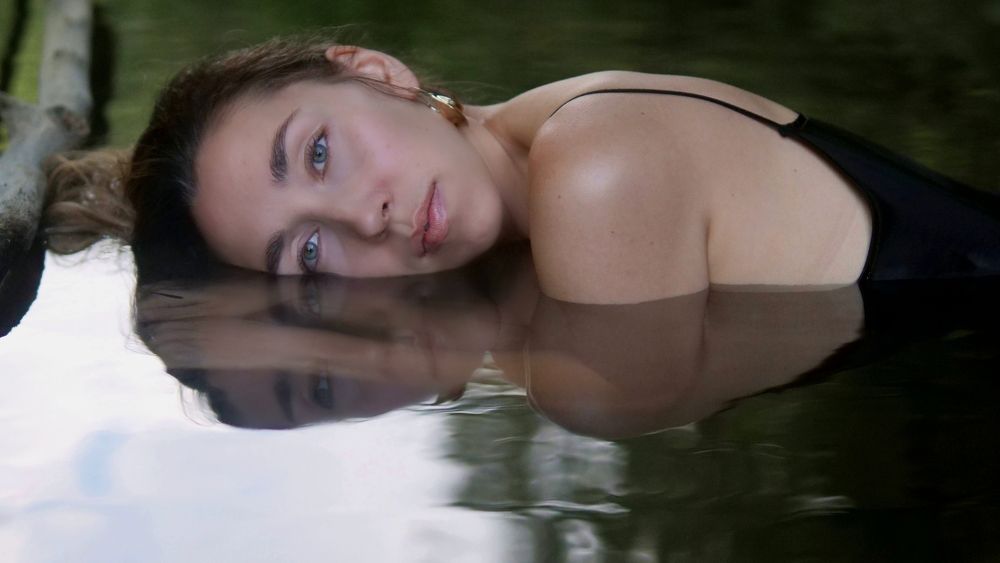 Photo #9477312