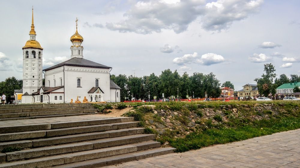 На Торговой площади