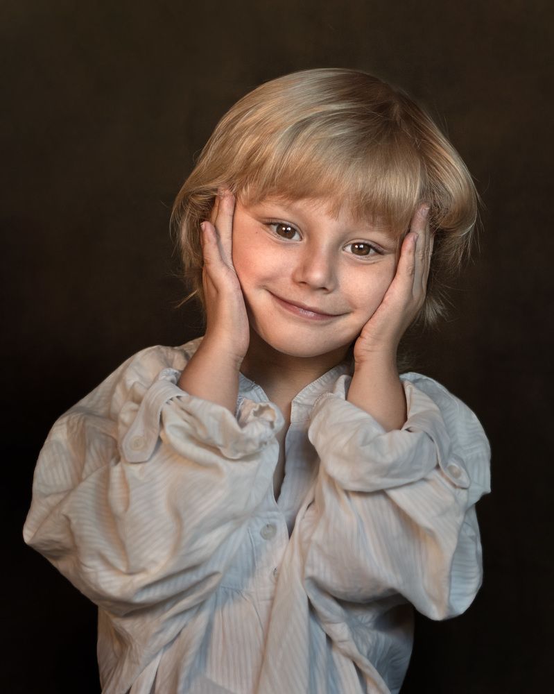 Photograph by LYUDMYLA POKRYSHEN