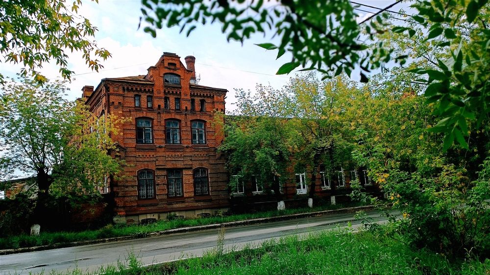 По Михайловской