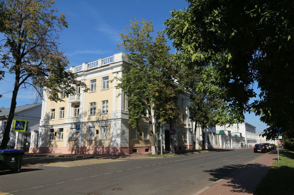 Фотография автора Олег Комарицкий