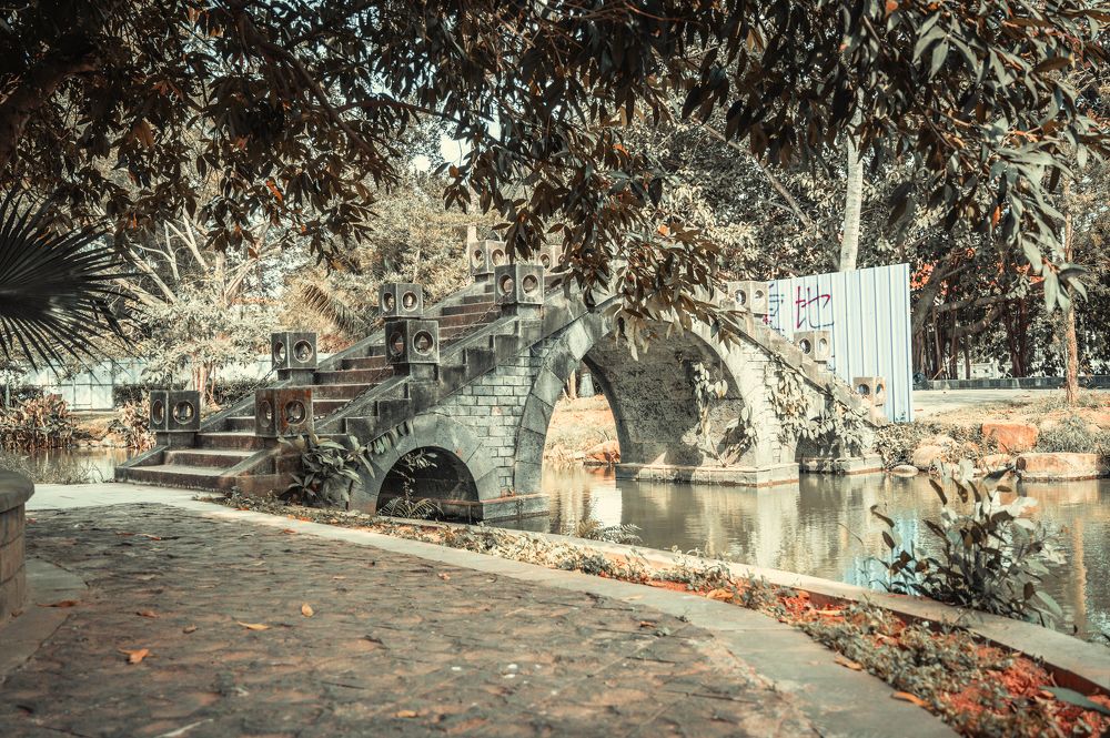 Фотография автора Эдуард Тихонов