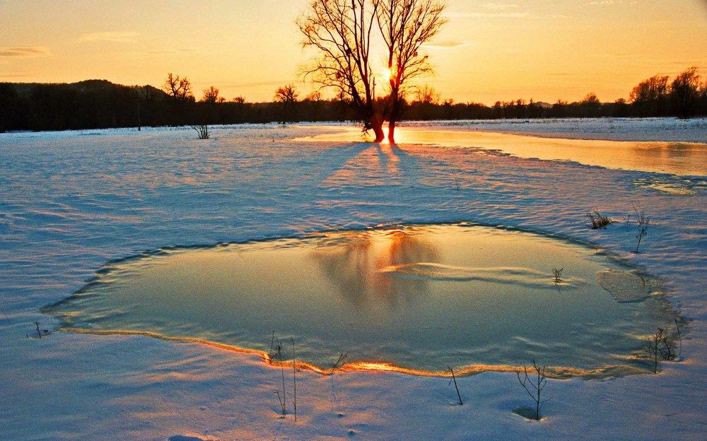 " Мороз крепчает".