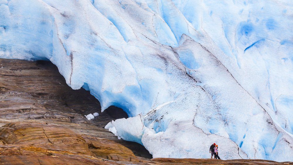 на леднике Svartisen, Норвегия