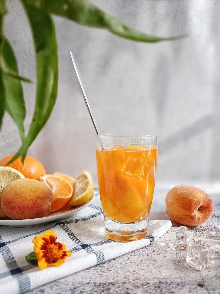 Компот из персиков с цитрусовыми