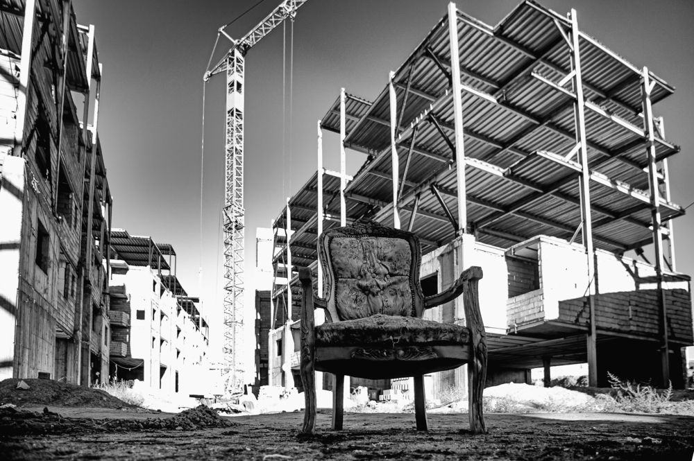 Photograph by DAMOUN POURNEMATI