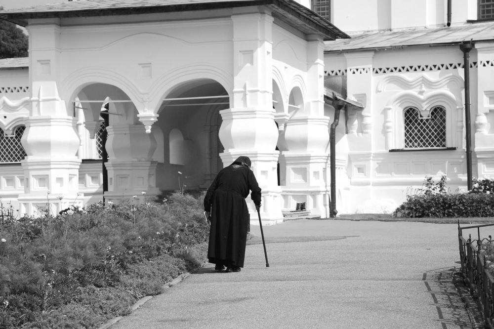 Женский монастырь... Великий Новгород...!