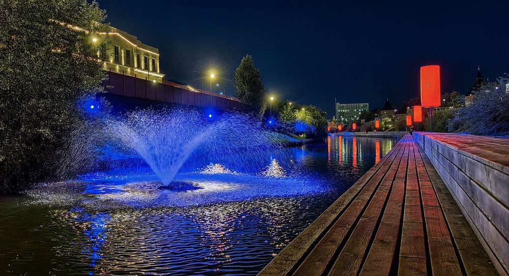 Яркий вечер