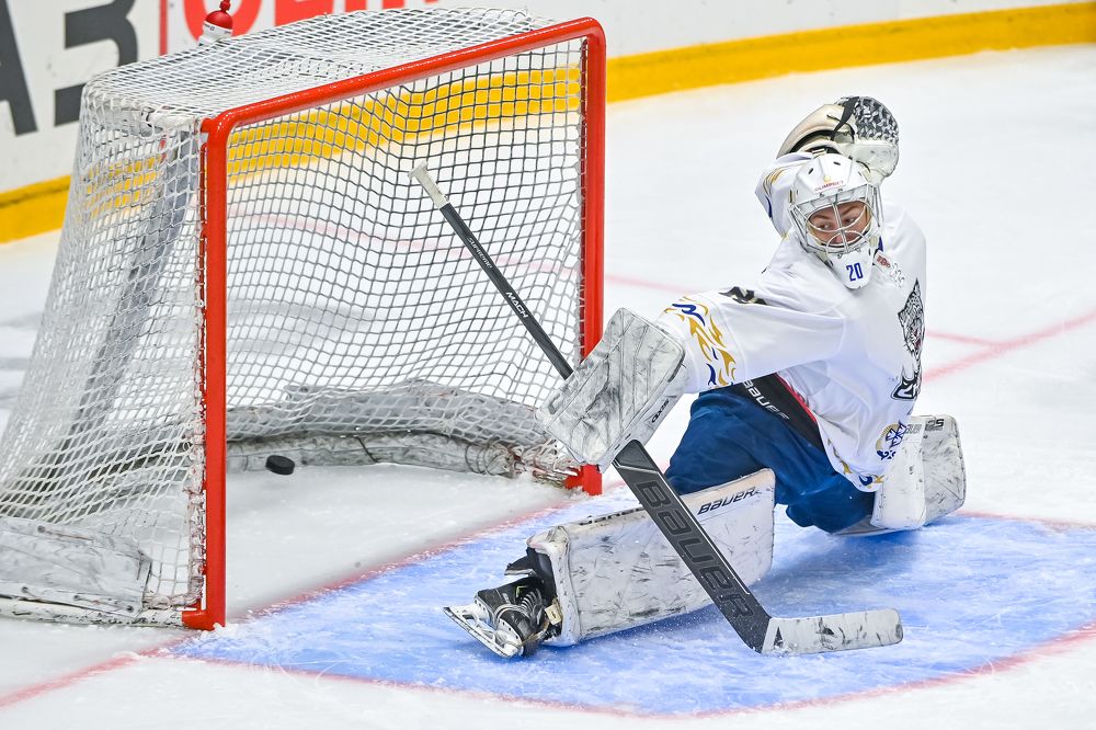 Не дотянулся...