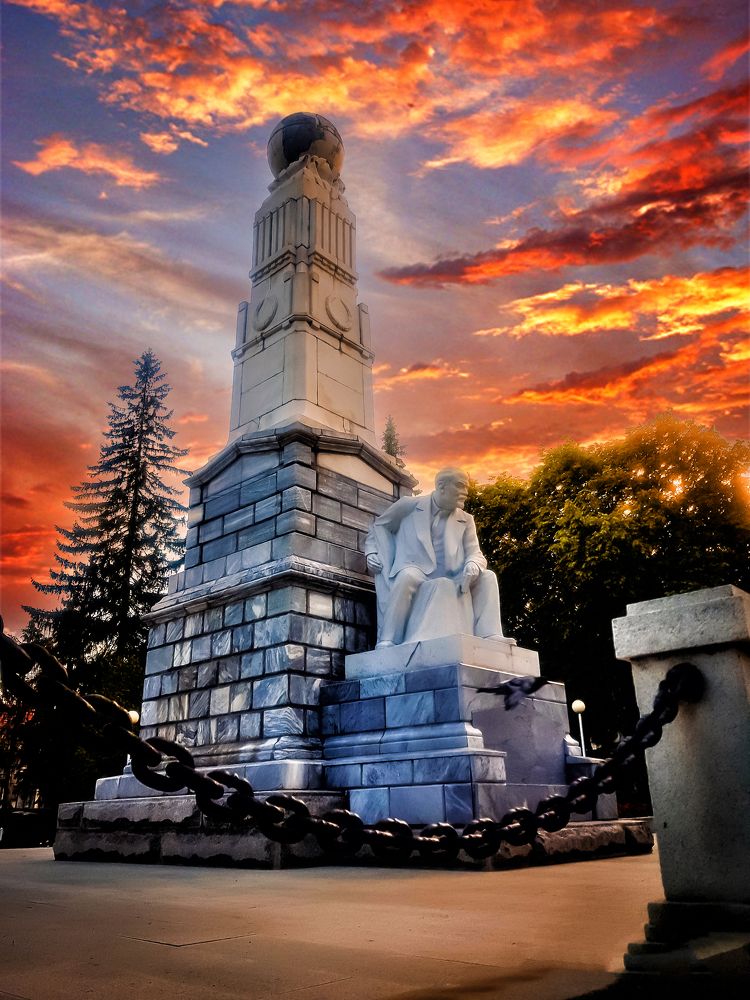 В небе - революция!