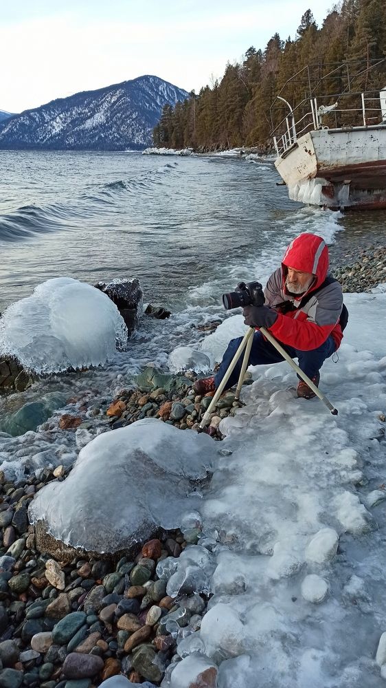 В поисках кадра...