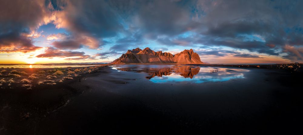 Photograph by Jose Miguel Picon Chimelis