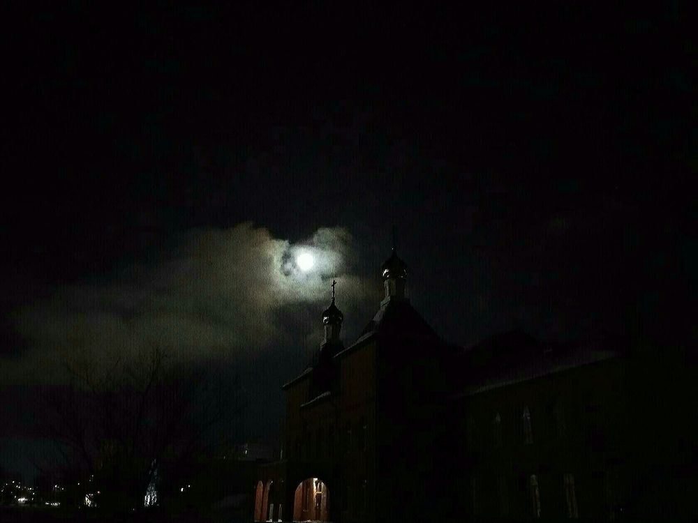 Фотография автора Павел Попов