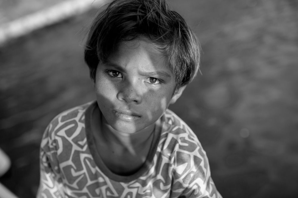 Keep your eyes on me