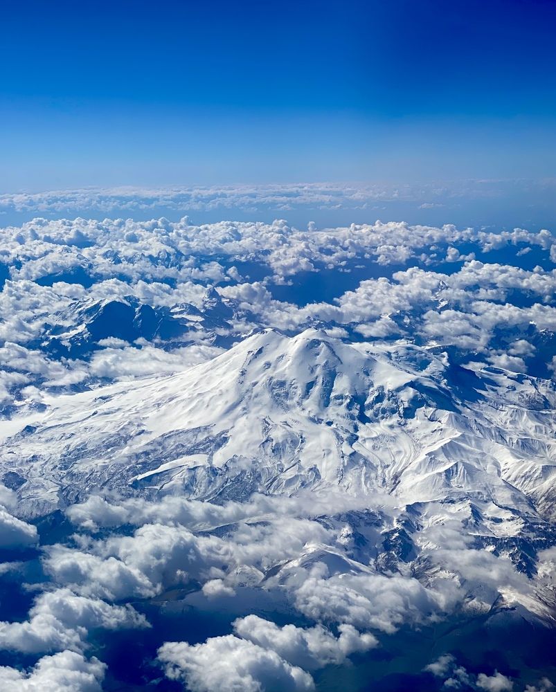 Эльбрус выше облаков (Elbrus is above the clouds)