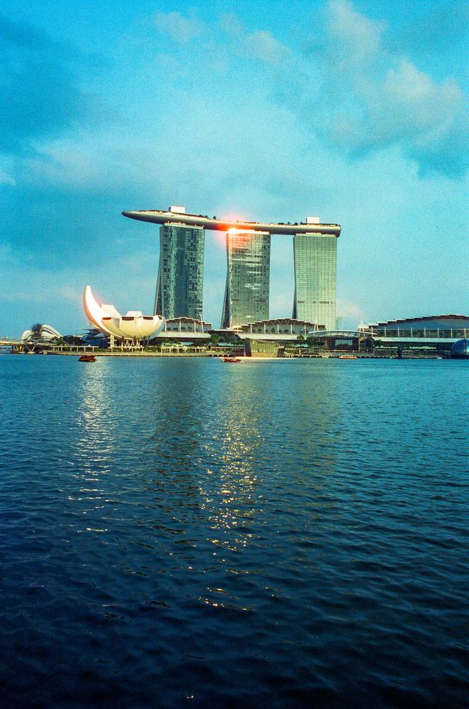 Фотография автора Lennis Yong