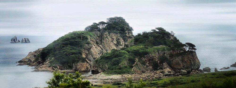 Безымянные островки в бухте Теплая, п-ов Гамов