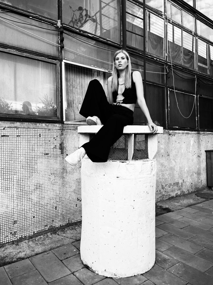 Photograph by KATYA CHERNIAVSKAIA