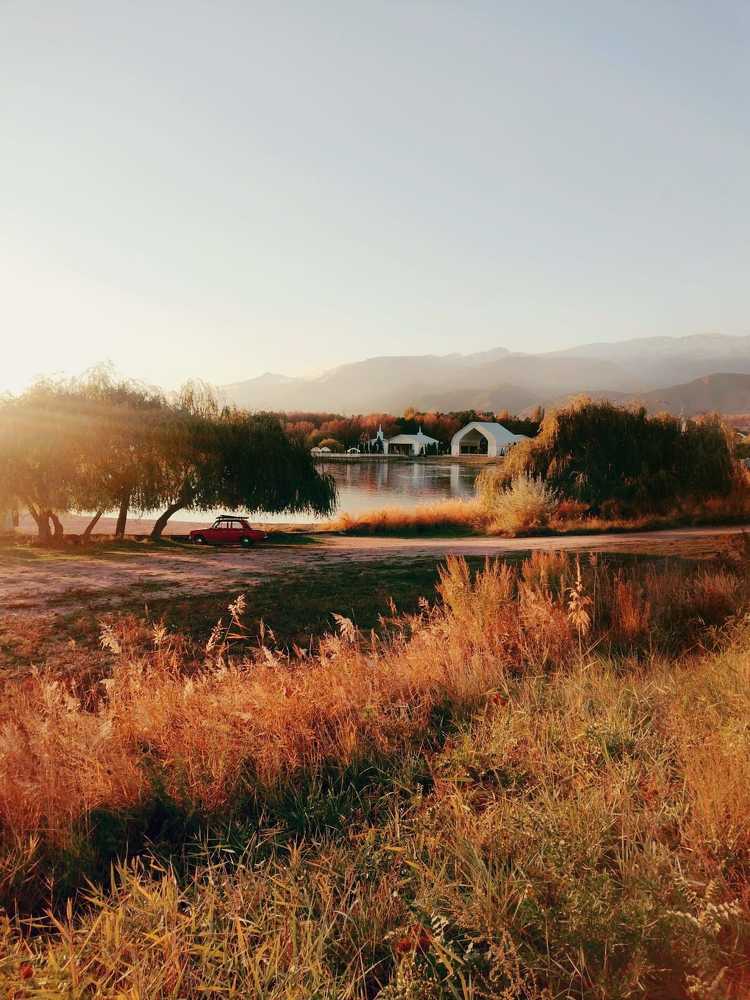 Фотография автора Julie Mishka