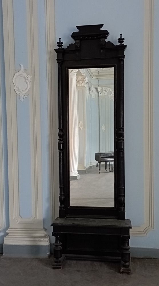 Photograph by Boris Butianov