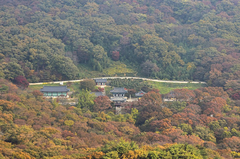 Photograph by Thaw Zin Oo