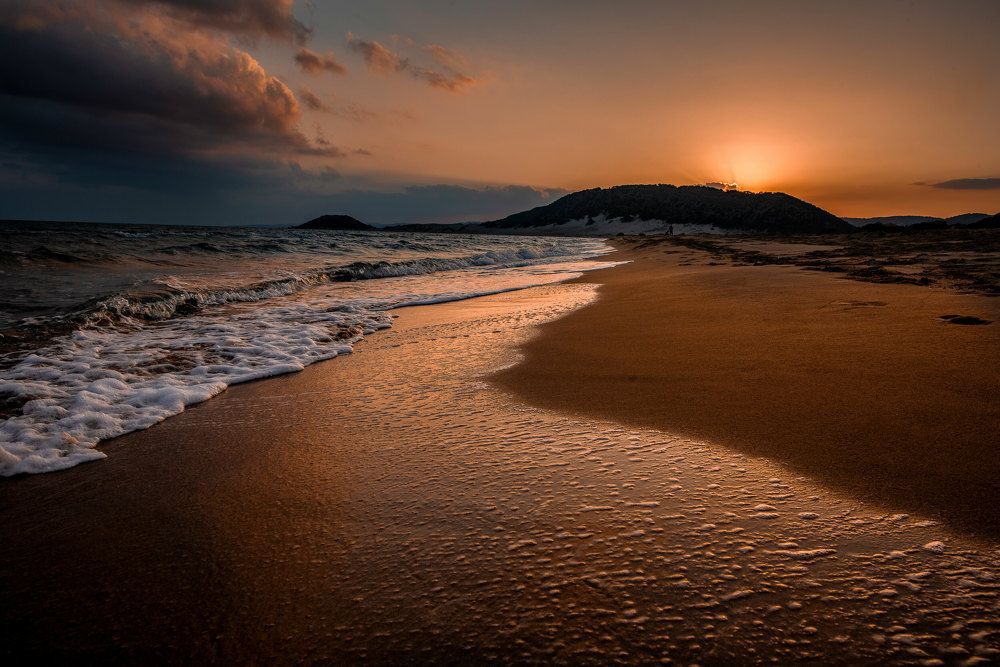 Photograph by saman kanzi