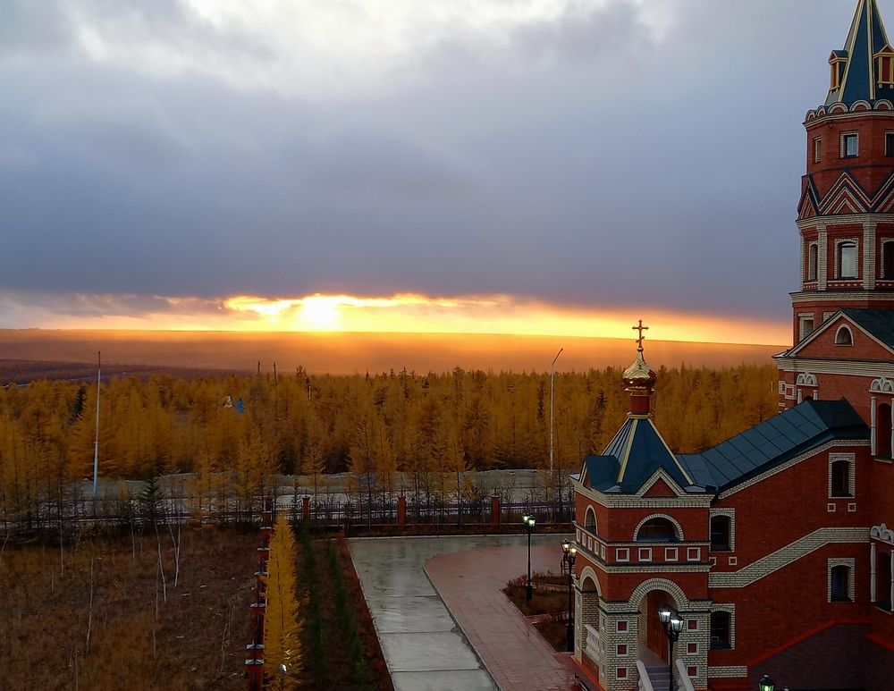 Золотой закат