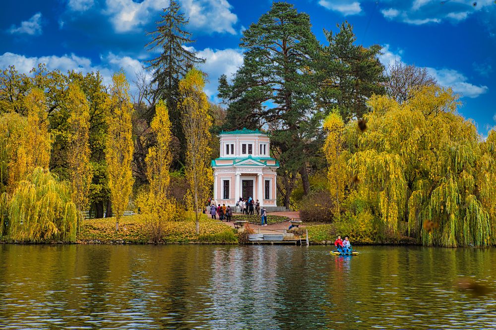 Photograph by Valentin Kayudin