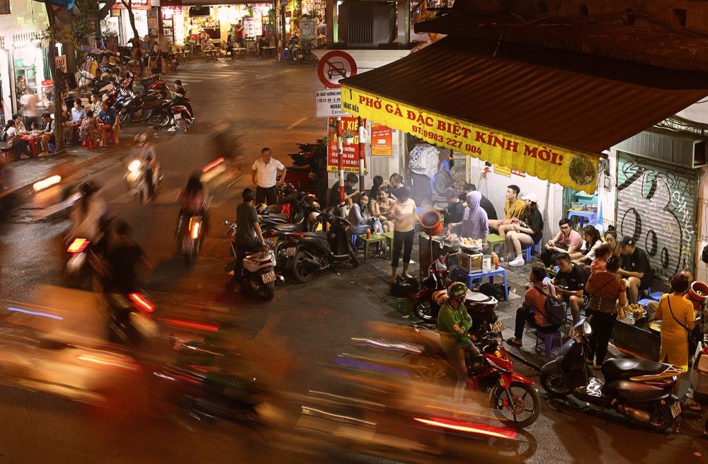 life on a busy street